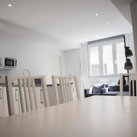 Apartment Plaza B - Local Rentss San Sebastian